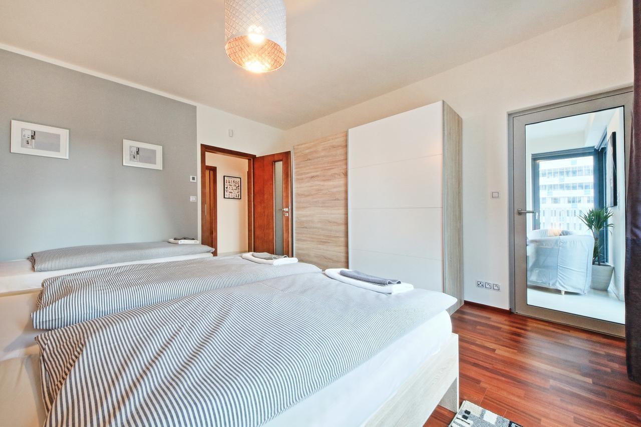 פראג Ol Apartments מראה חיצוני תמונה